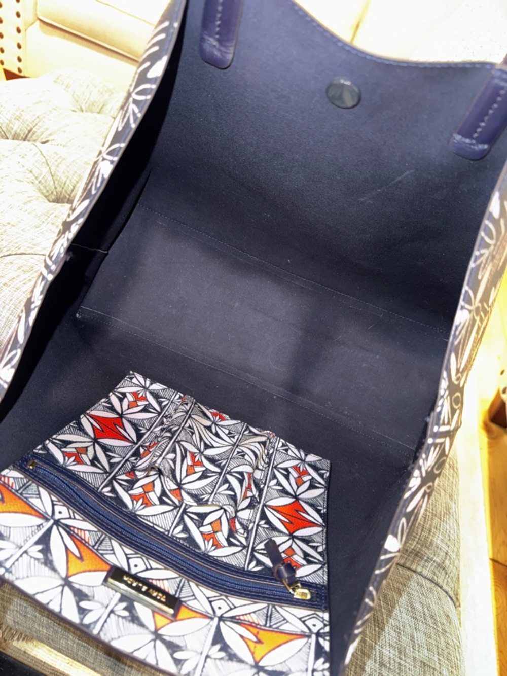 Tory Burch Bag Kerrington Large Printed Floral Geometric Leather Tote - Picture 11 of 17